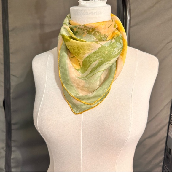 Scarves By Vera Neumann Japan Silk Lightweight Vintage Scarfs Sailboat Trees - Picture 4 of 8